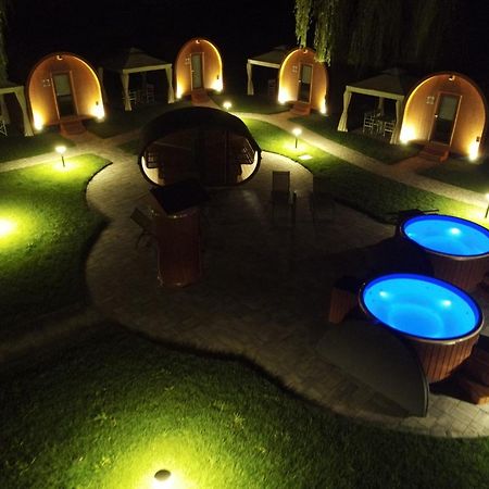 Vicolungo Glamour Lodge & Spa - Free Spa Hot Tub E Sauna Exterior photo