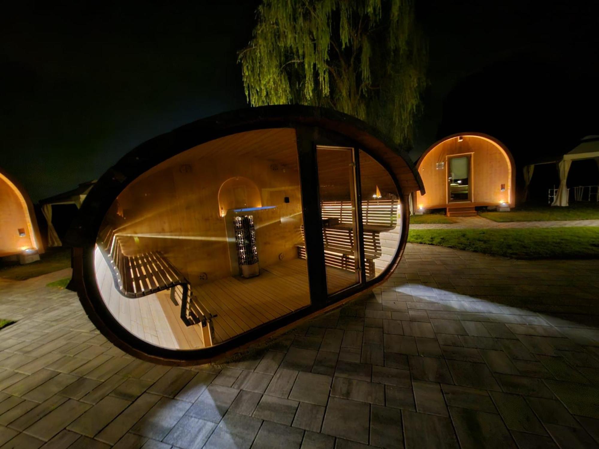 Vicolungo Glamour Lodge & Spa - Free Spa Hot Tub E Sauna Exterior photo