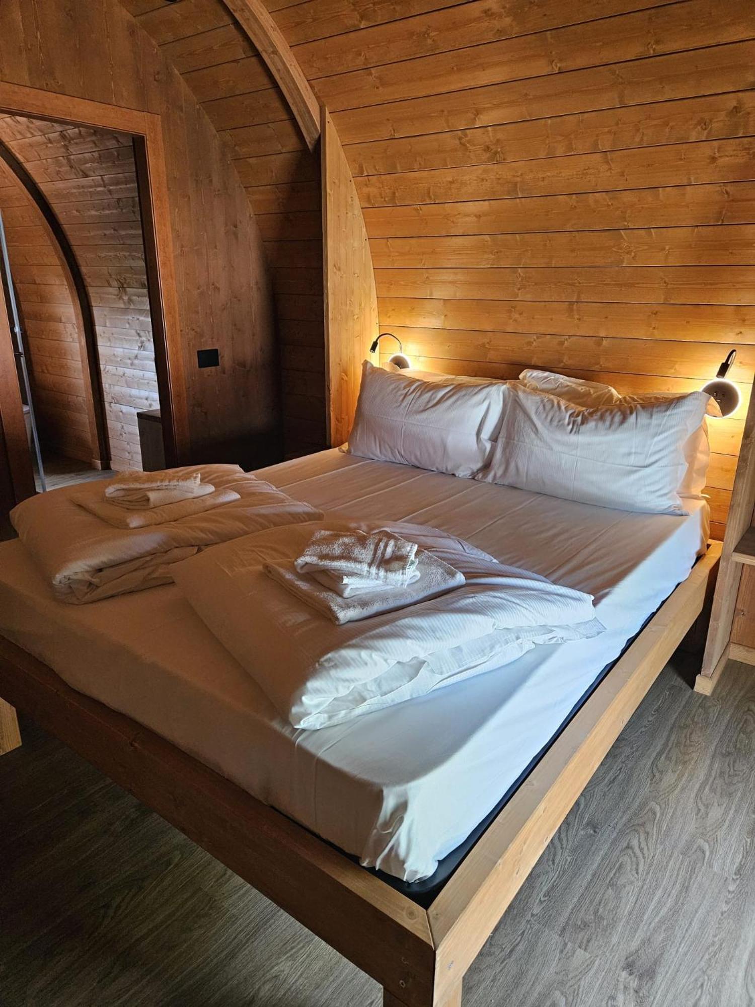 Vicolungo Glamour Lodge & Spa - Free Spa Hot Tub E Sauna Exterior photo