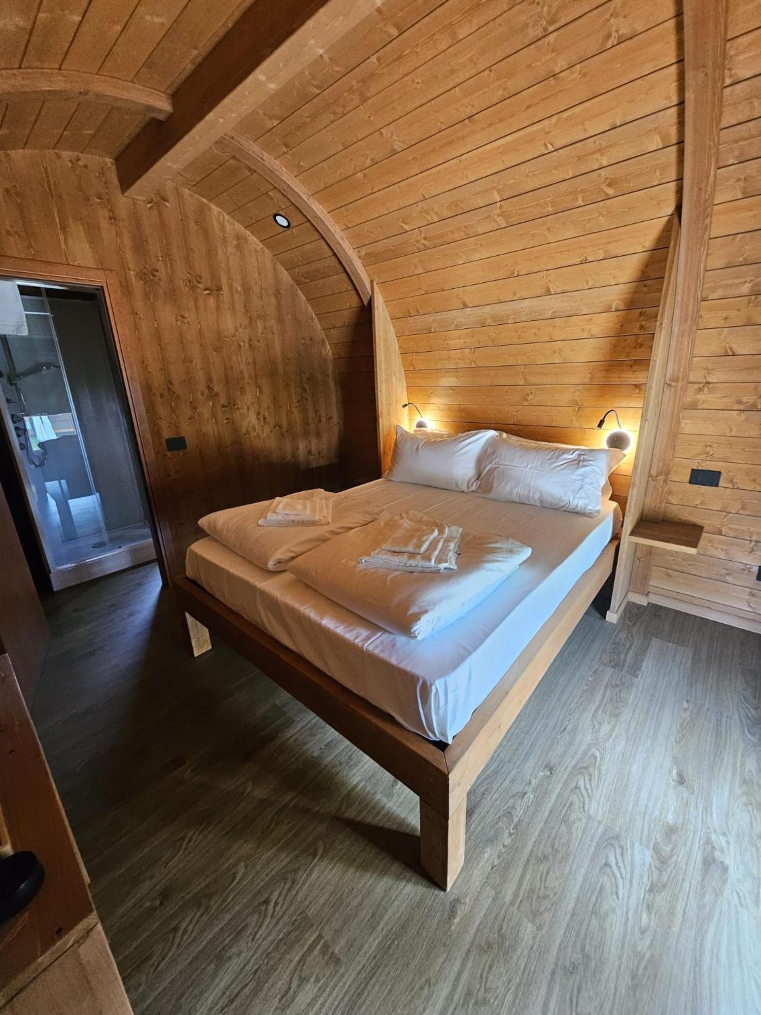 Vicolungo Glamour Lodge & Spa - Free Spa Hot Tub E Sauna Exterior photo